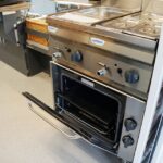 Gamo Back-Master 330 Back & Snack bakkerswagen verkoopwagen oven en bain marie
