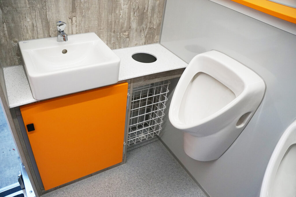 gamo ftt 460 toiletwagen wastafelmeubel in contrastkleur oranje