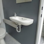 GAMO FTT 390 gehandicapten toiletwagen normaal toilet