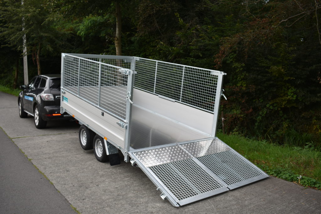 Twintrailer TT27-30 – 309×183 – 2700kg gekanteld