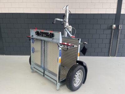 TRIELER 500 motoraanhangwagen samengevouwen