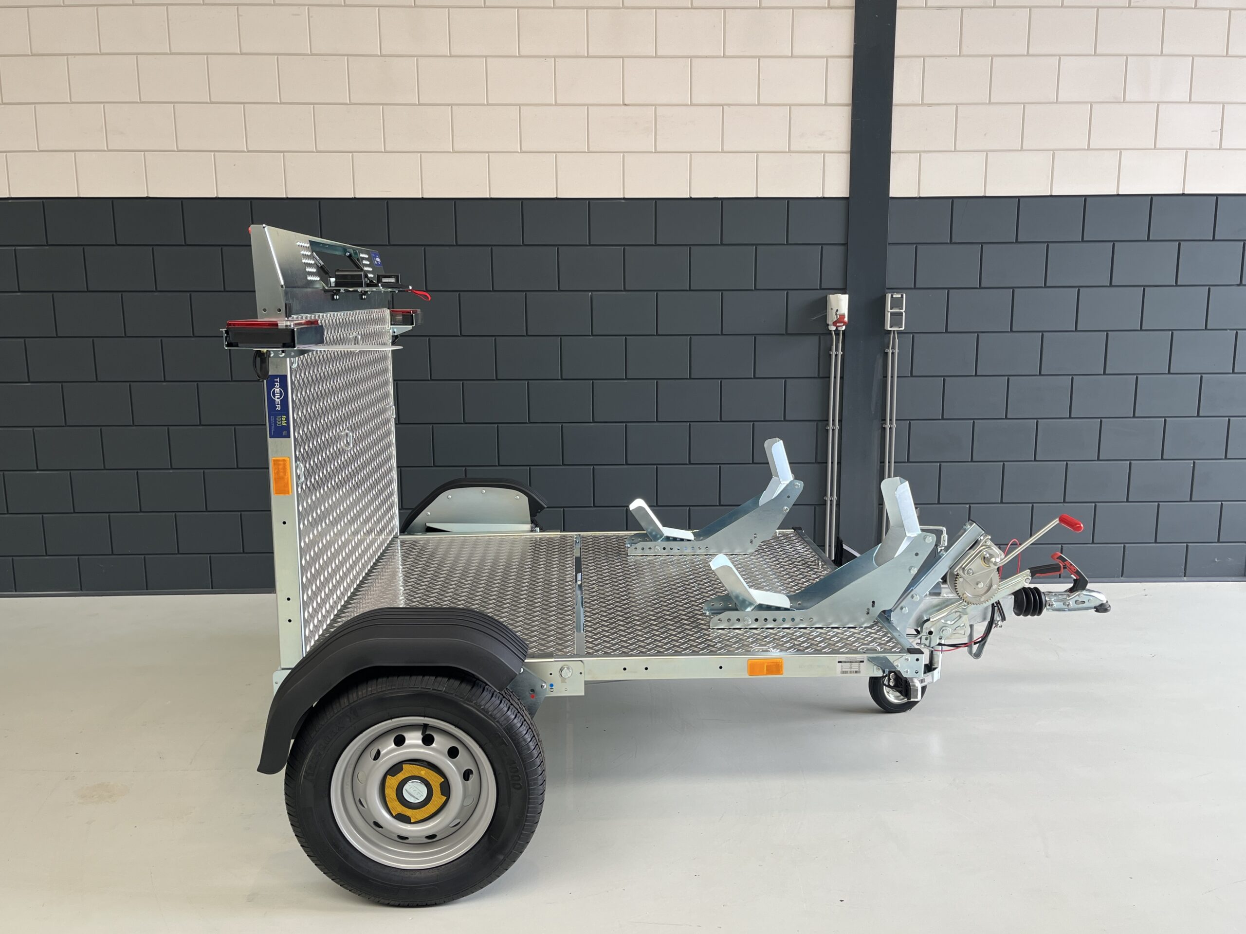 TREILER 1000 motoraanhangwagen