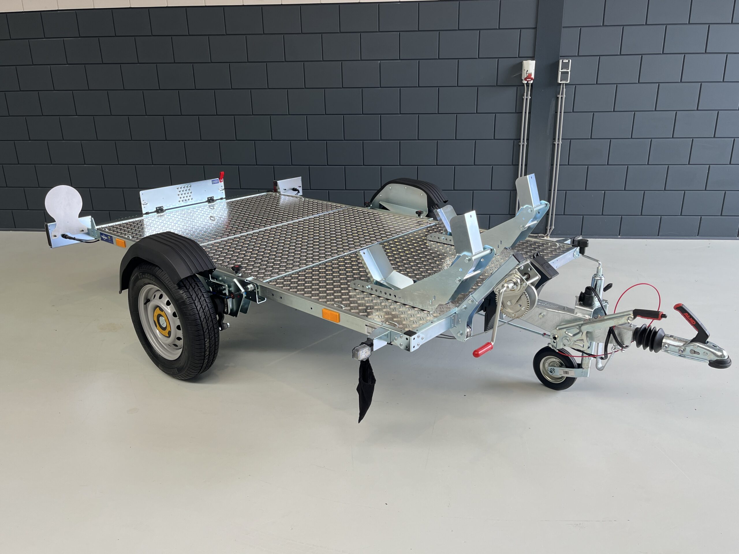 TREILER 1000 motoraanhangwagen