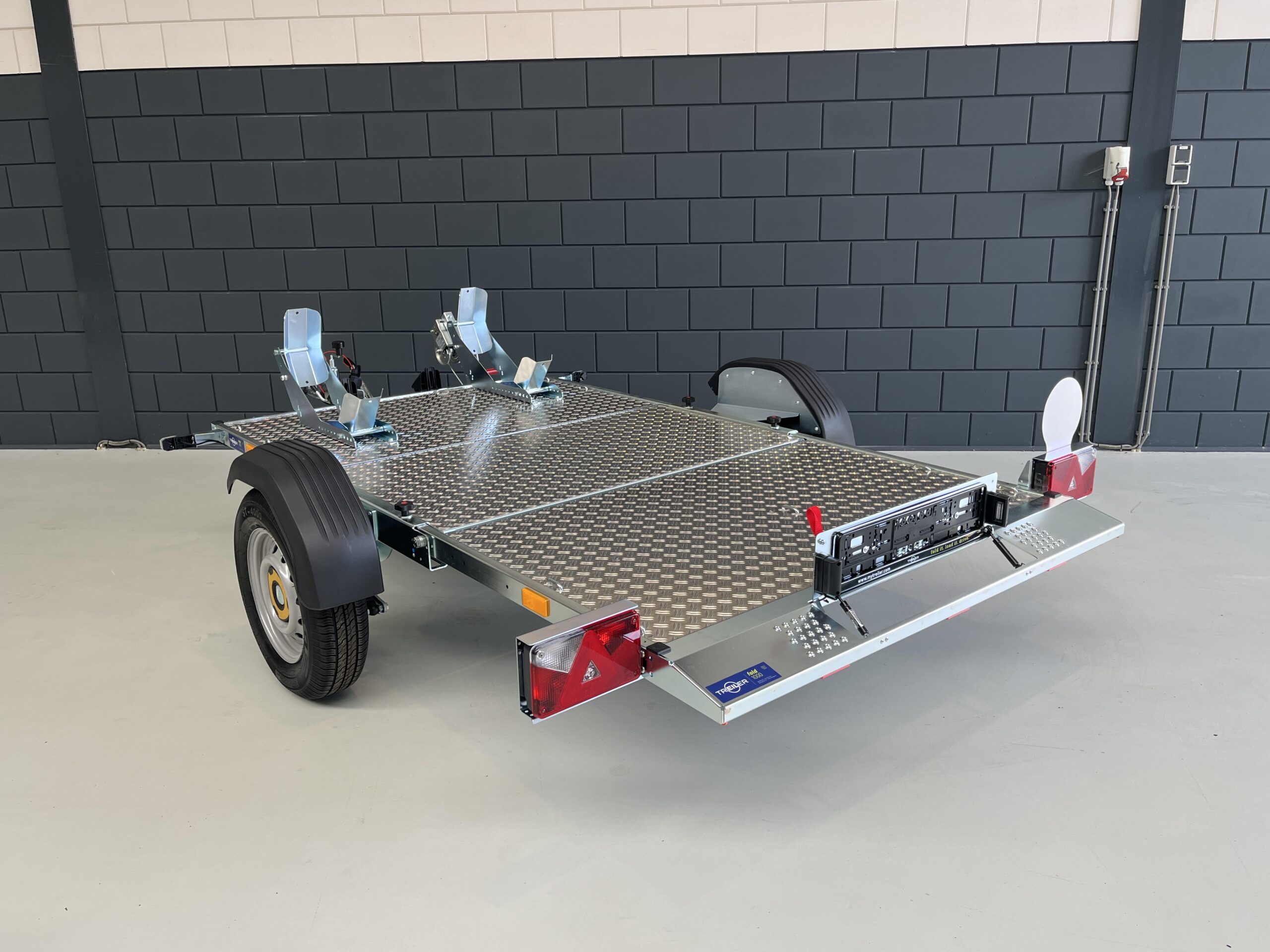 TREILER 1000 motoraanhangwagen
