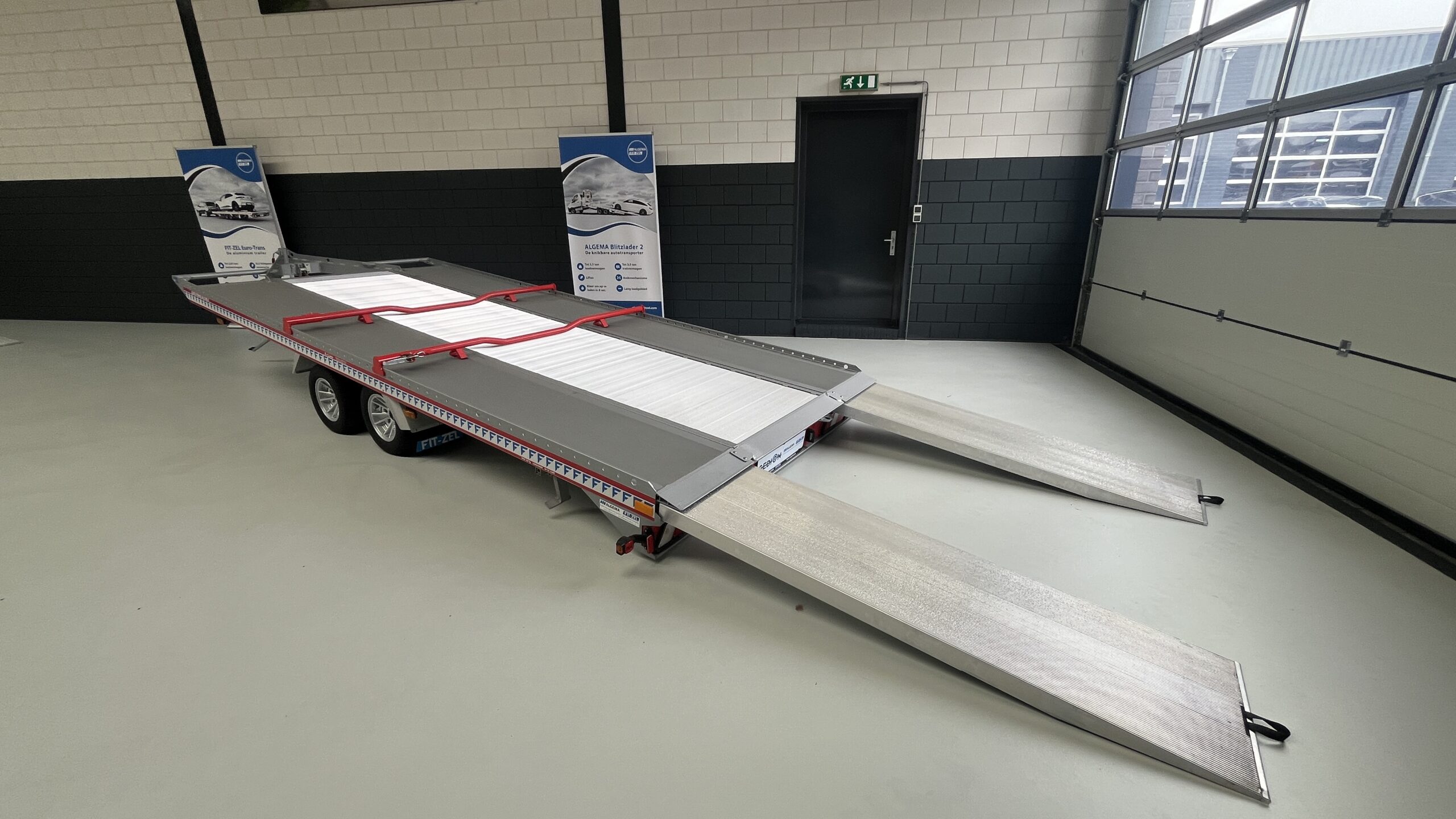 De Algema Fit-Zel 30-21/48X met lage vloer en laag eigen gewicht!