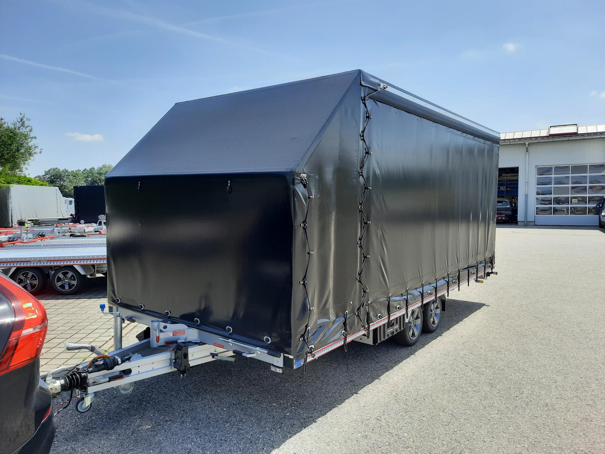 Euro-Trans: Autotransporter met gesloten opbouw - Afbeelding 2