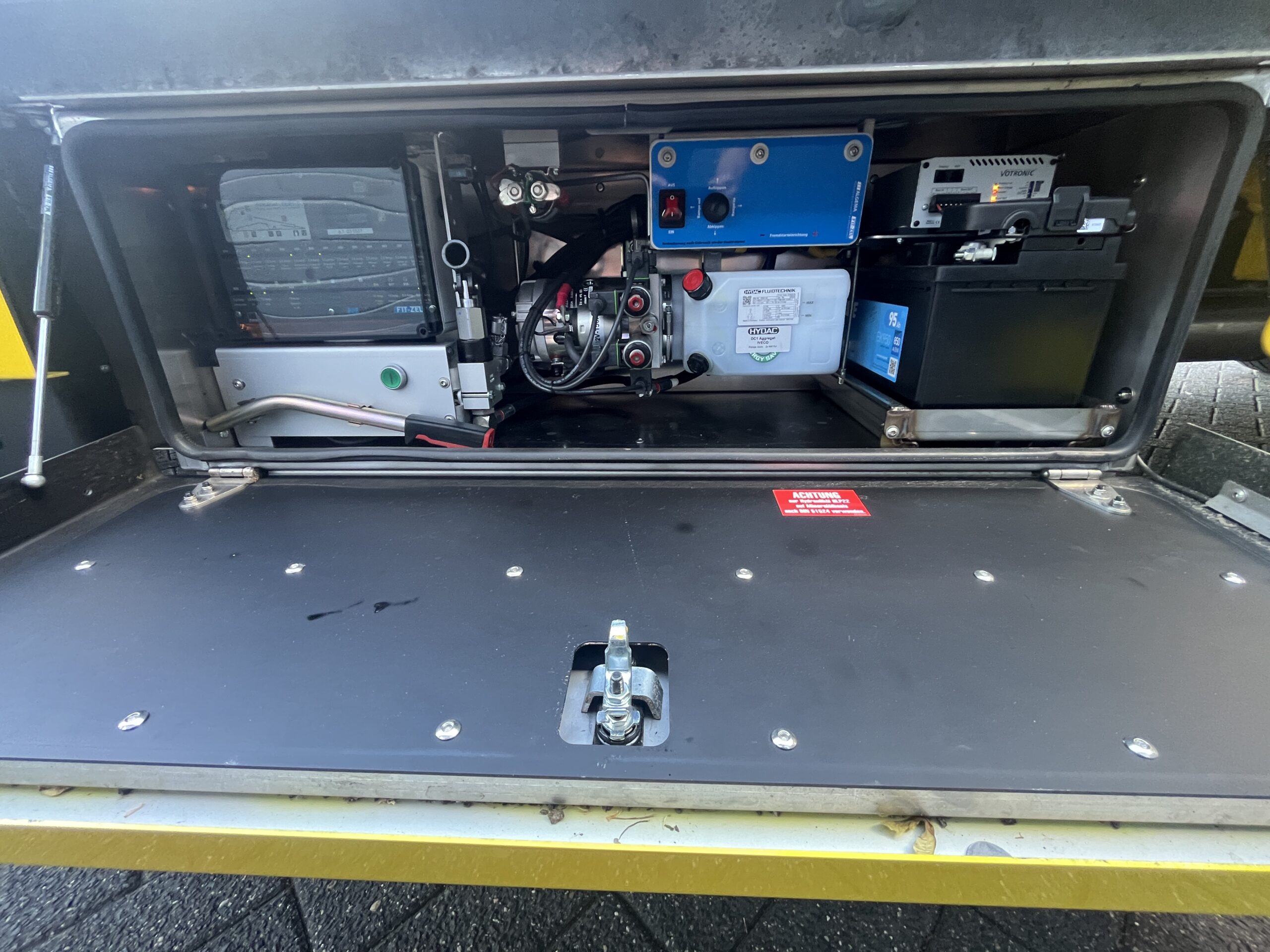 Direct leverbaar: Iveco Daily Blitzlader HD dubbele cabine 207pk - Afbeelding 23