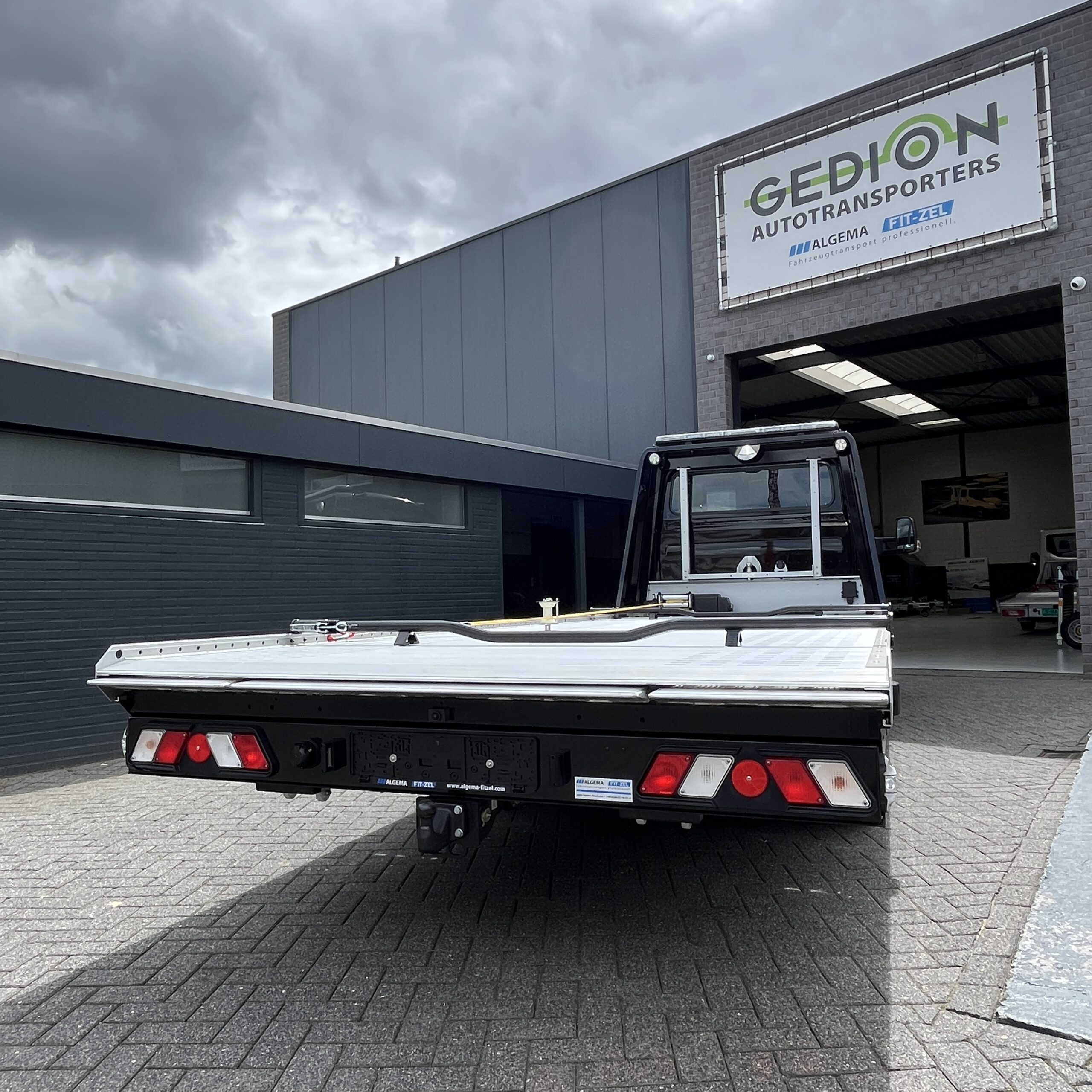 Mercedes-Benz Sprinter oprijwagen Blitzlader 2