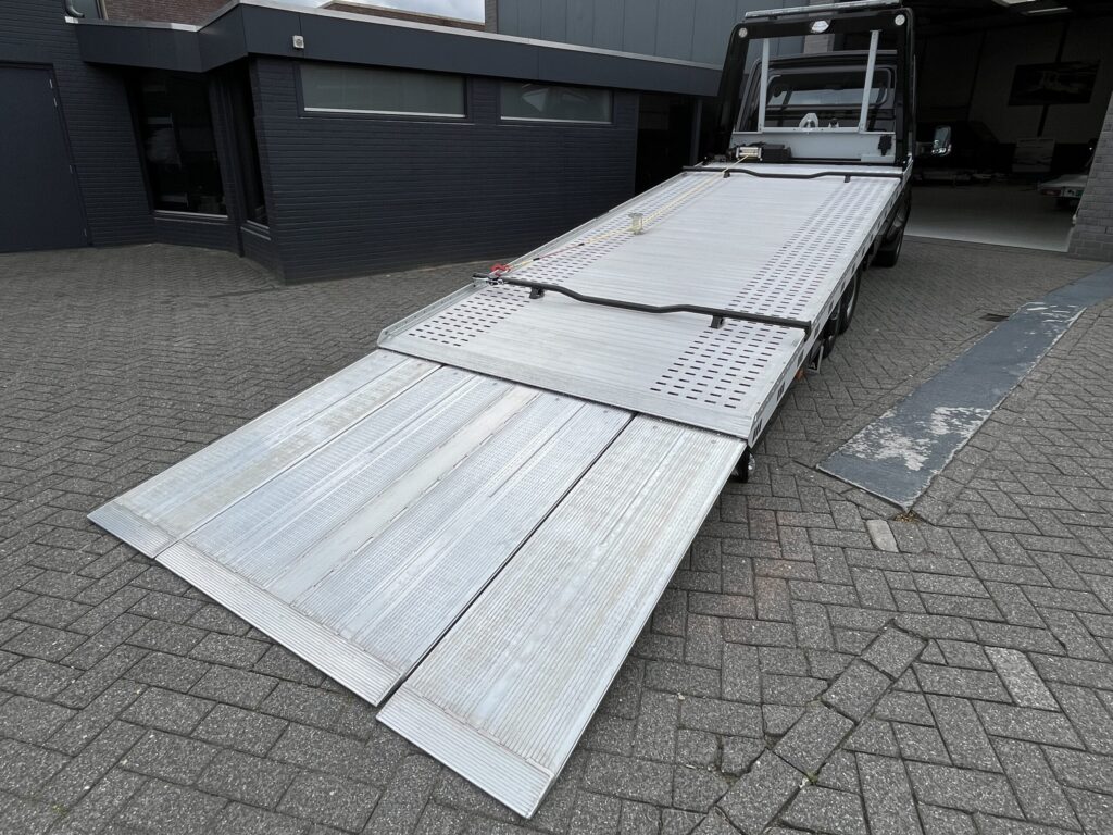 Mercedes-Benz Sprinter oprijwagen Blitzlader 2
