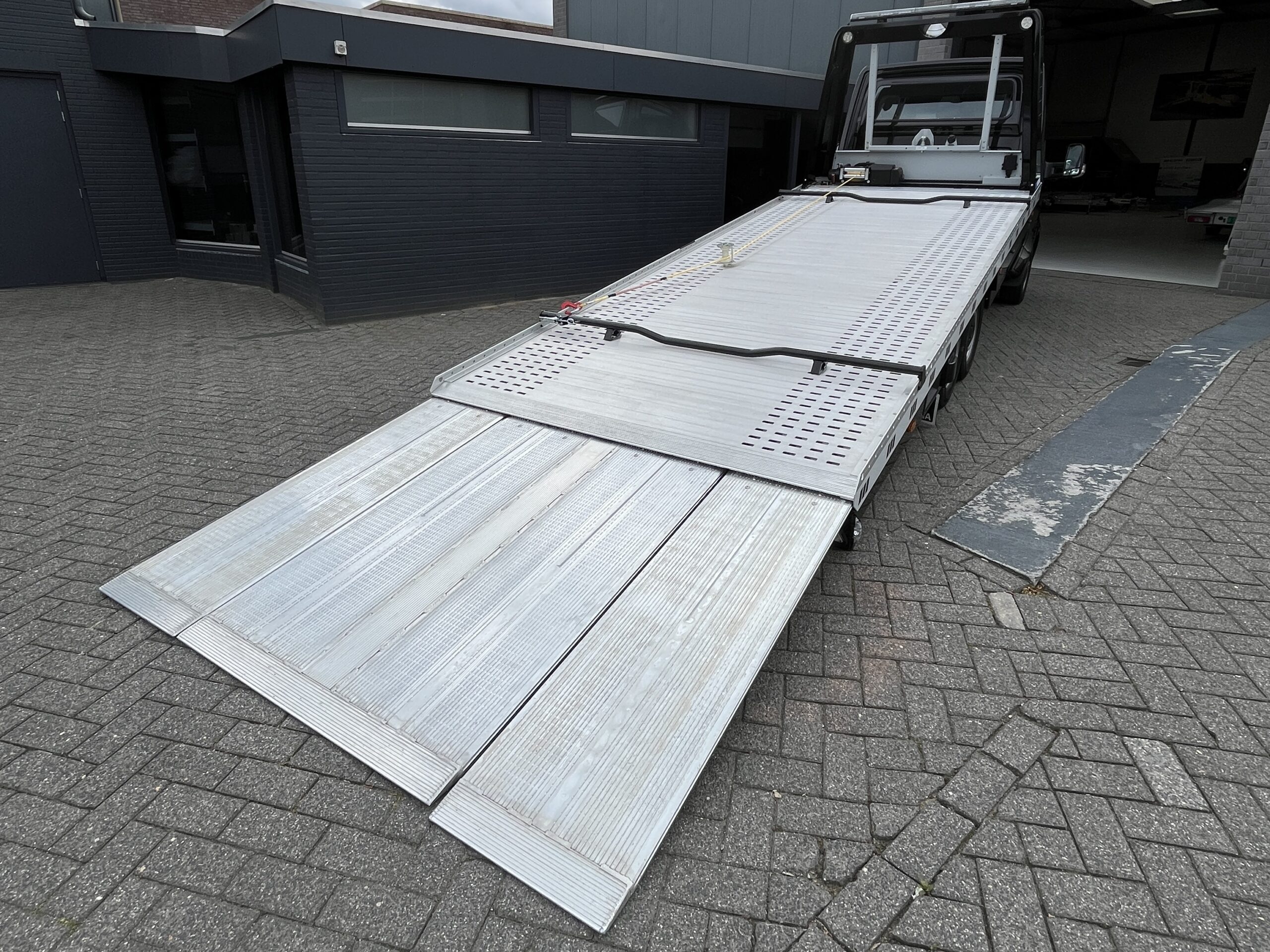 Mercedes-Benz Sprinter oprijwagen Blitzlader 2