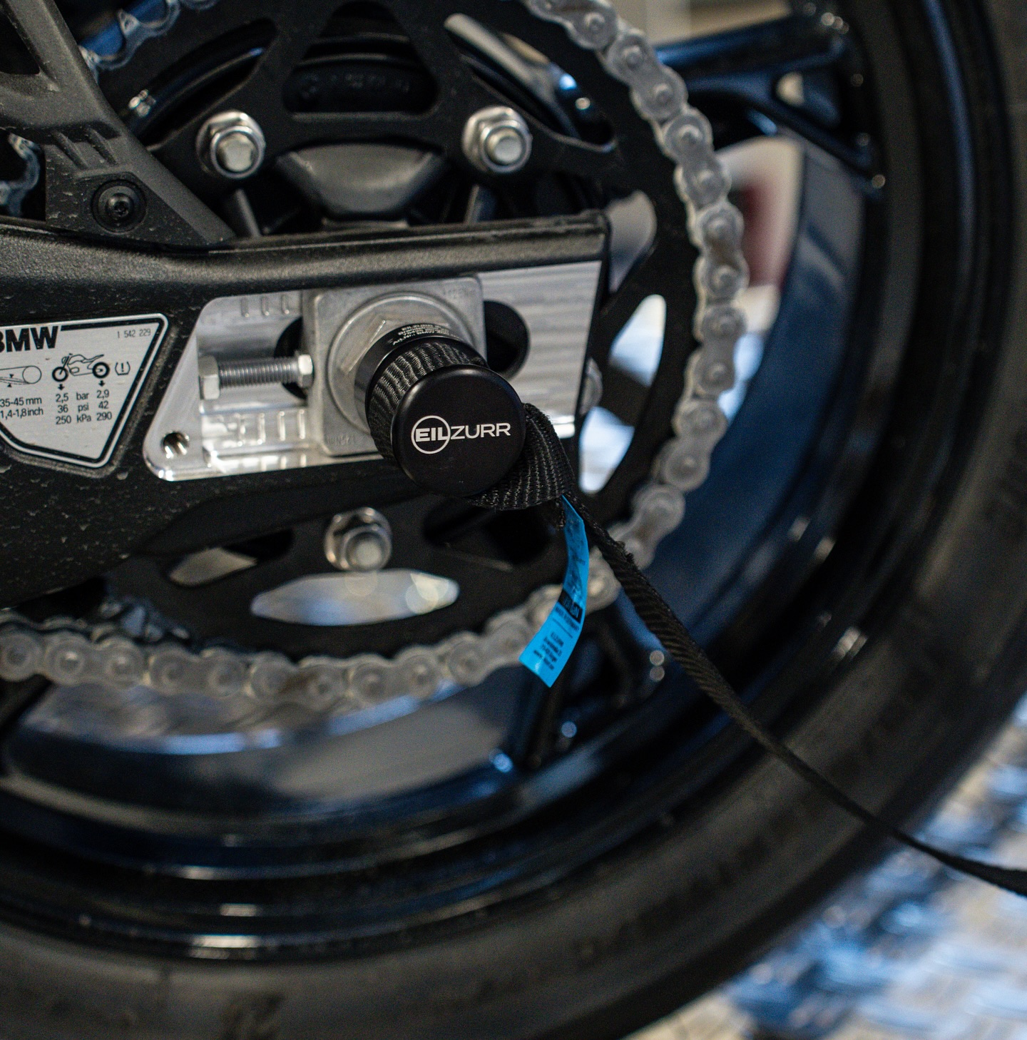 Eilzurr motorvastzetsysteem voor BMW motorfietsen