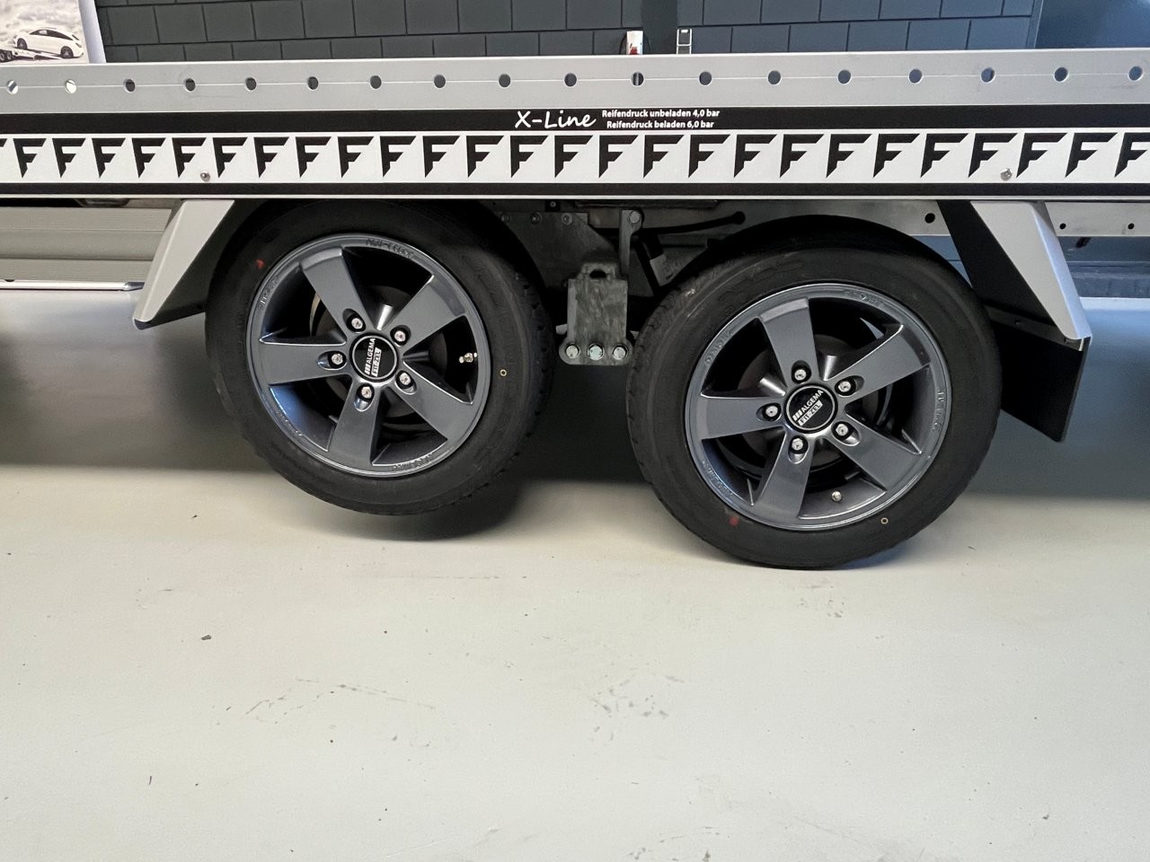 35-21-53X Black-series lift-as