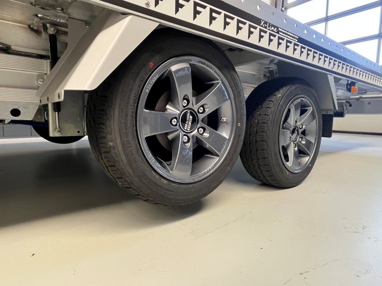 35-21-53X Black-series lift-as